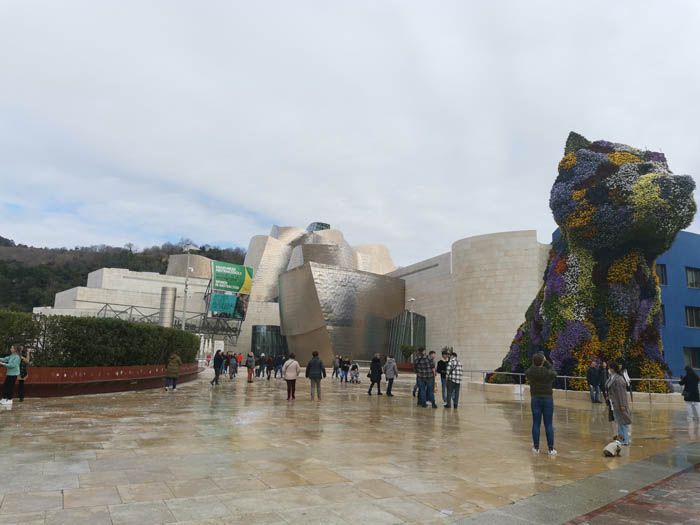 punto encuentro free tour bilbao monumental desde guggenheim
